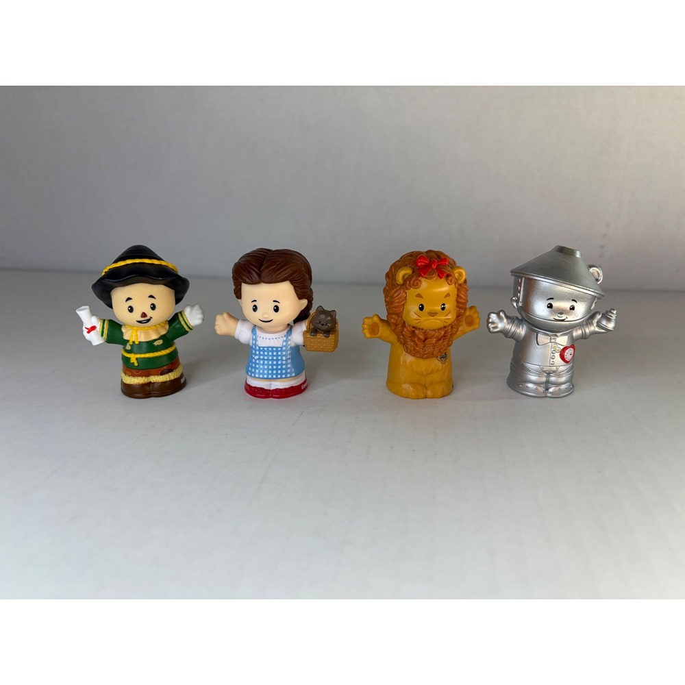 Fisher-Price Little People Wizard of Oz Dorothy Scarecrow Lion Tin Man Figures